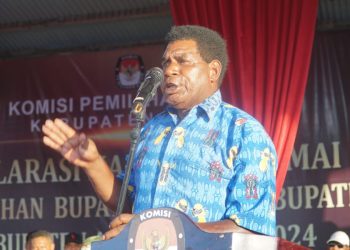 Pekikan Adat Asmat Menggema Di Deklarasi Kampanye Damai