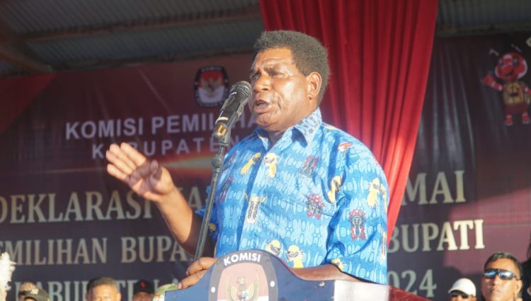 Pekikan Adat Asmat Menggema Di Deklarasi Kampanye Damai