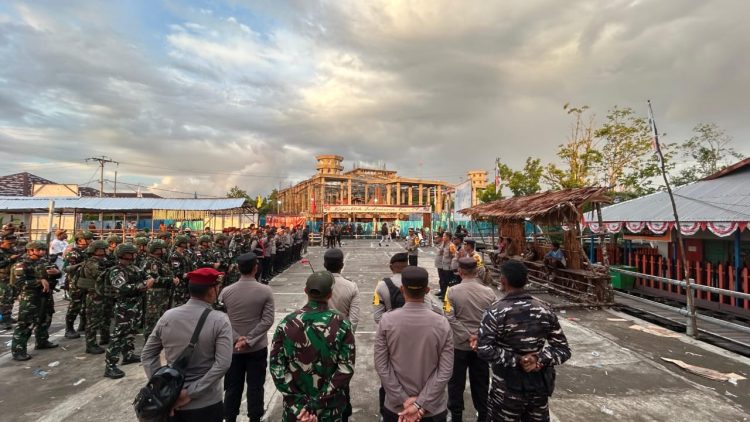 Sinergi Polres Asmat dan TNI Amankan Kampanye Akbar Paslon 01; 108 Personel Dikerahkan