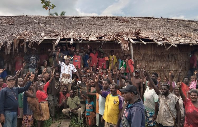 Cagub Darius Didapuk Jadi Anak Asmat, Pakai Nama Panglima Perang Joerat