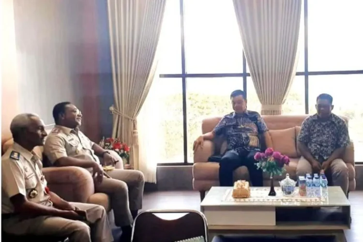 Pemkab Kaimana Genjot Penyelesaian Legalitas Lahan untuk Percepat Pembangunan Bandara Perintis Yamor