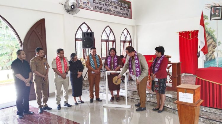 Pj Sekda Kota Tual Buka Raker XIX YPPK Dr. J. B. Sitanala