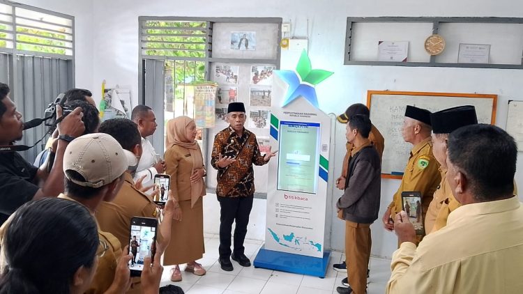 Pemerintah Kota Tual Uji Coba Titik Baca Elektronik di Perpustakaan Ohoi Taar
