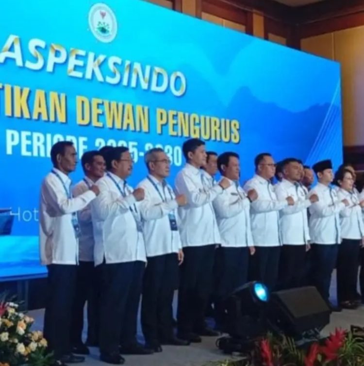 Walikota Tual Hadiri Pelantikan Erlina Yang Nakhodai Aspeksindo 2025-2030