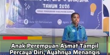 Anak Perempuan Asmat Tampil Percaya Diri, Ayahnya Menangis Penuh Bangga